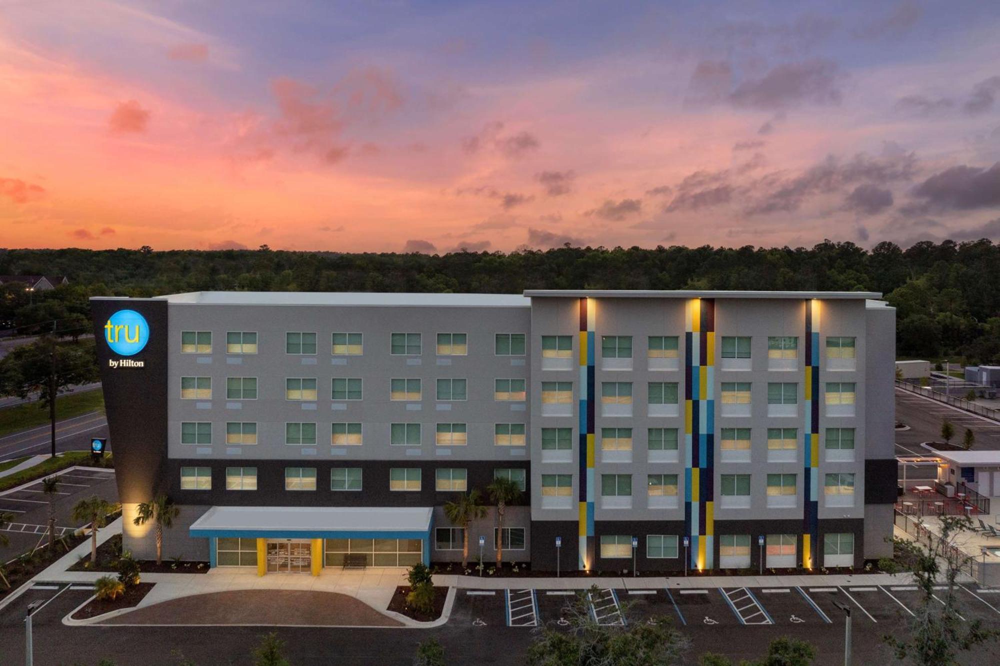 Tru By Hilton Jacksonville Airport Buitenkant foto